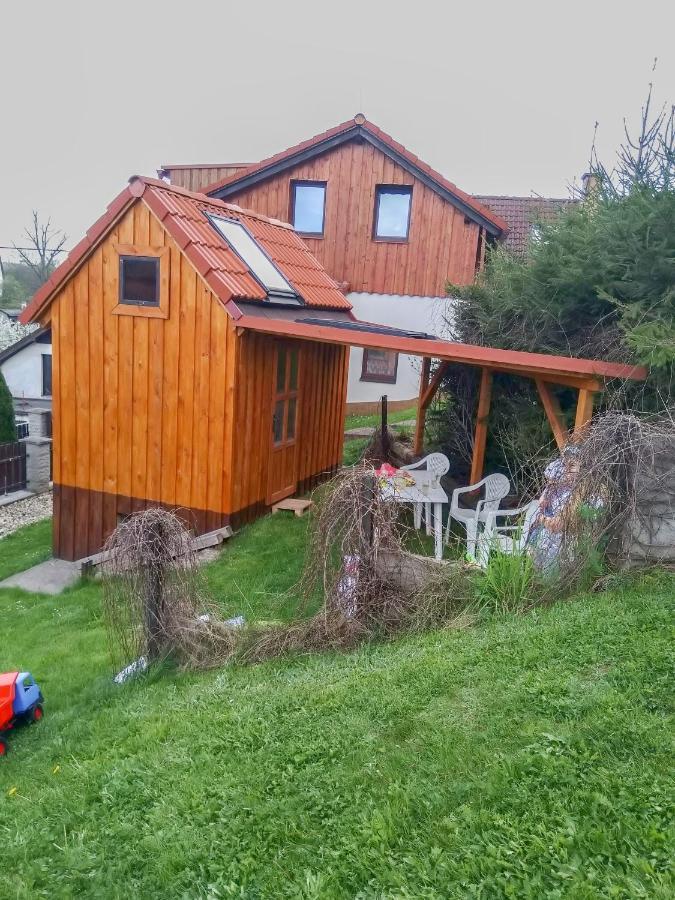 Apartman V Pensionu U Holzaepfelu Červený Kostelec Екстериор снимка