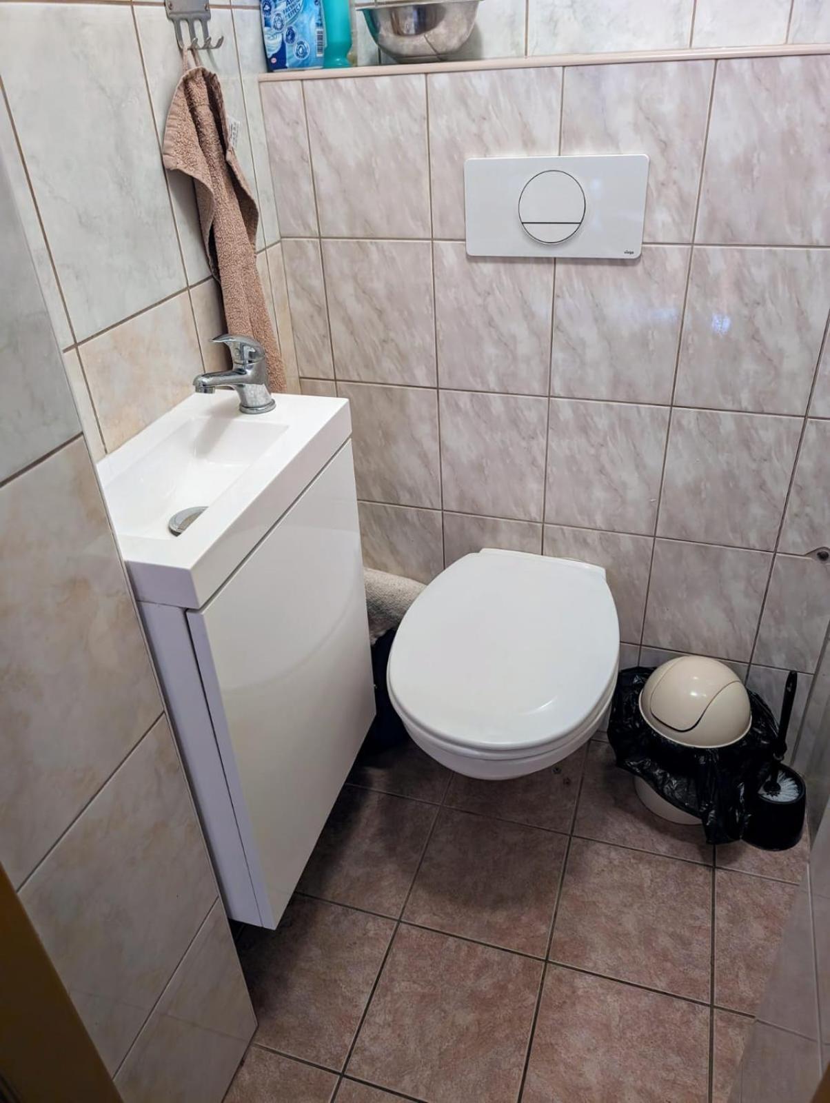 Apartman V Pensionu U Holzaepfelu Červený Kostelec Екстериор снимка